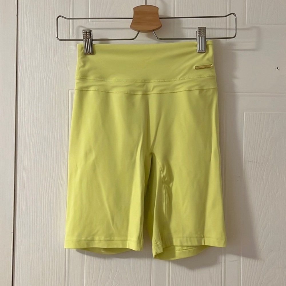 Gymshark shorts - Picture 3 of 5